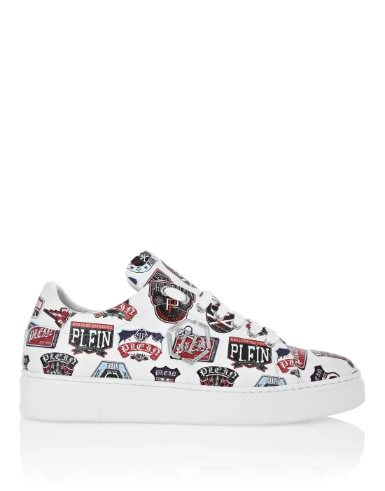 Low-Top Sneakers Carson Patches